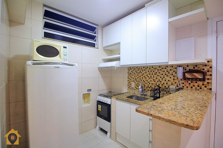 Studio Equipado e Novo na Quadra da Praia
